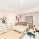 Krakow Krowodrza Studio - Park & Trams Nearby - By Rentujemy