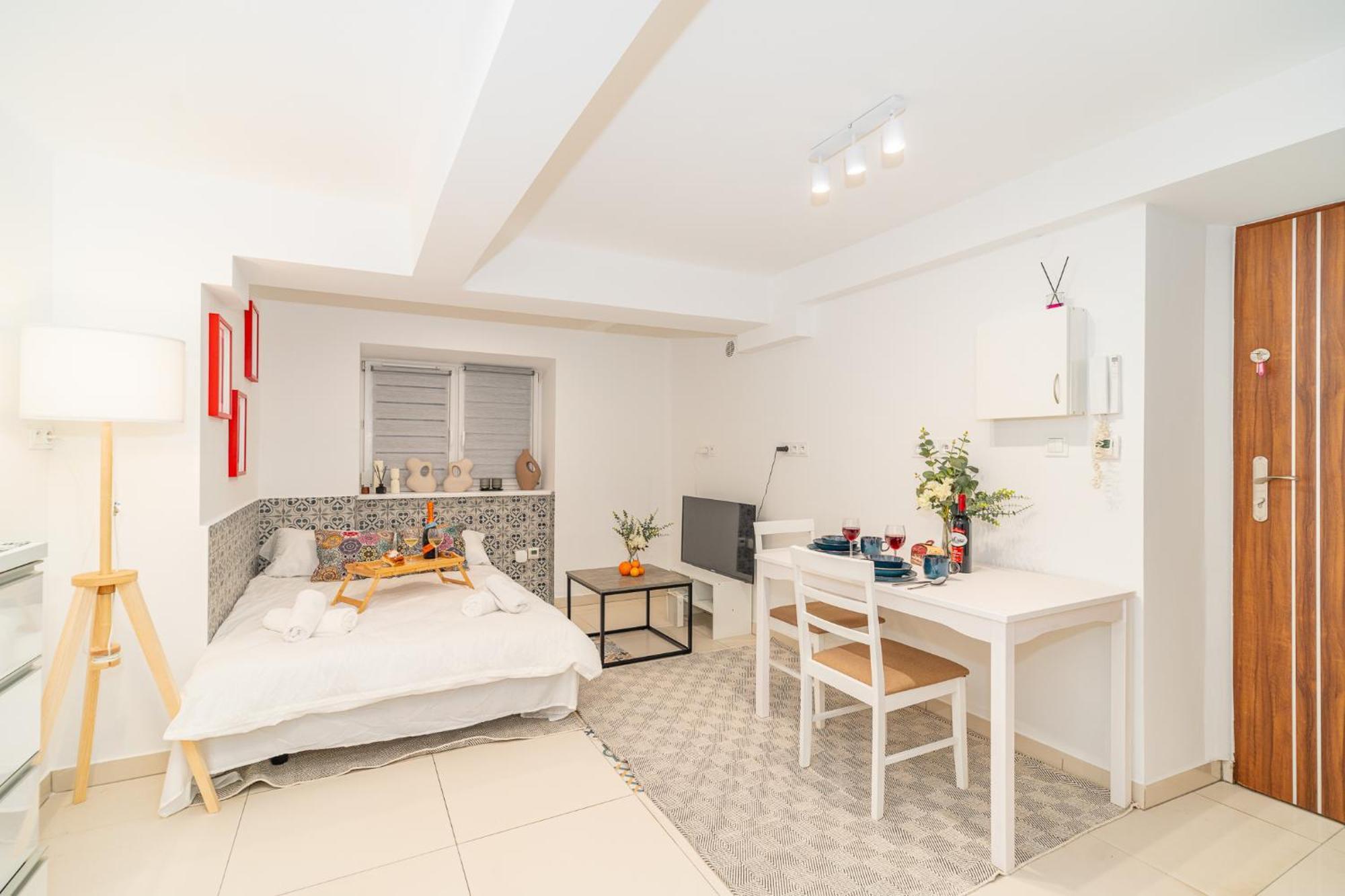 Apartment Krowodrza - Park & Trams Nearby - By Rentujemy